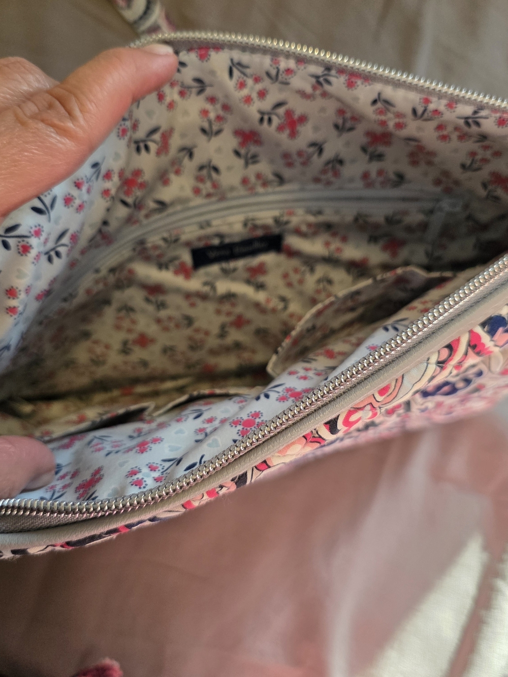 Vera Bradley Pink Paisley Crossbody with Navy and Cream Accents - Picture 4 of 8